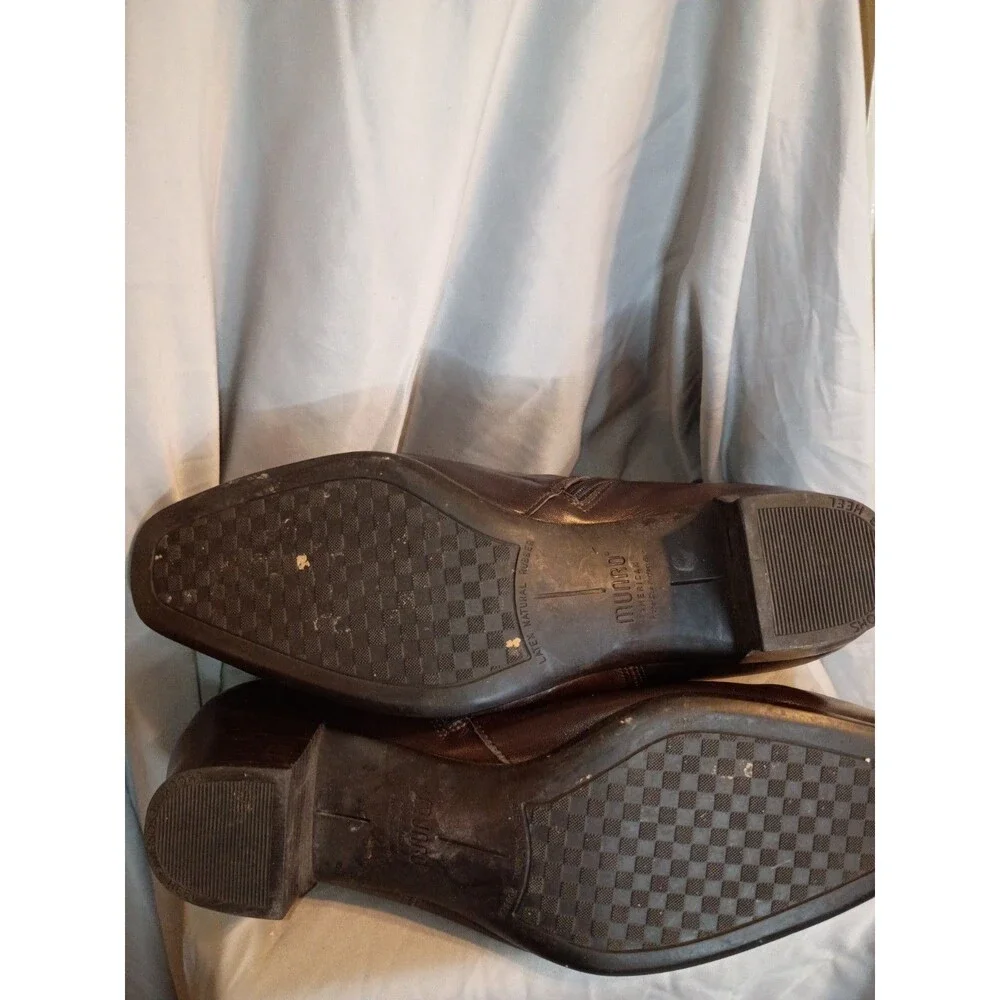 Munro excellent used